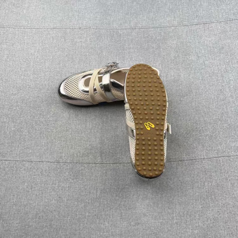 Nieuwe gevlochten holle sneake - Sneakers recensie en prijs
